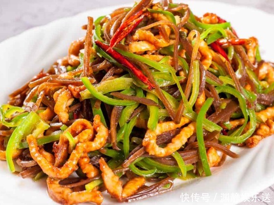  家常菜|肉丝滑嫩，青椒爽口，百吃不厌得家常菜，孩子最爱吃了呢