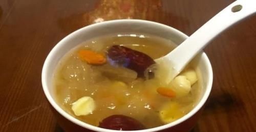 维e|老得慢的女人,都在“偷偷吃”的6种食物,润肤养颜,子宫更健康