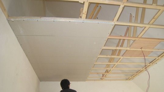 安全隐患|吊顶万万不要这样安装，师傅一看就摇头，用不了半年就下沉了！