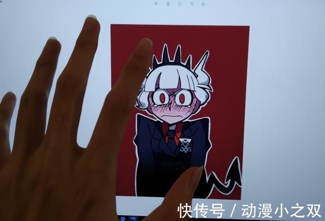 b站|日本动漫太扯淡,徒手把碳捏成钻石,网友们纷纷玩起了梗