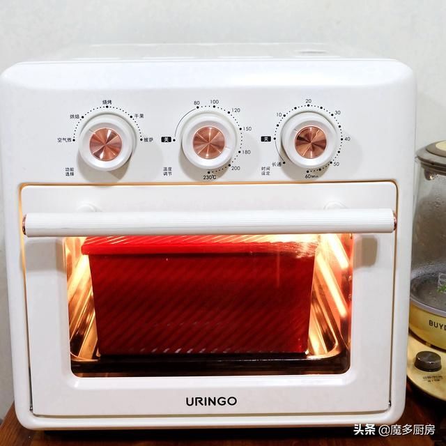 在家做面包并不难,两款健康美味吐司面包做法分享,柔软拉丝好吃