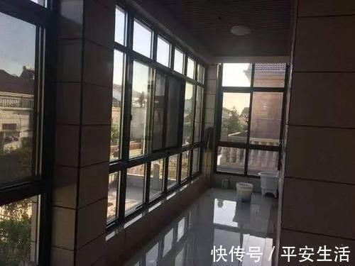 效果值|老公坚持回农村自建别墅,花了80万,大家看值吗