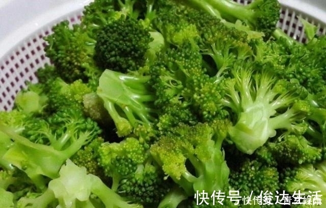 补充|怀孕后,孕妈每天尽量多吃4物,补充叶酸,或对胎儿发育有好处