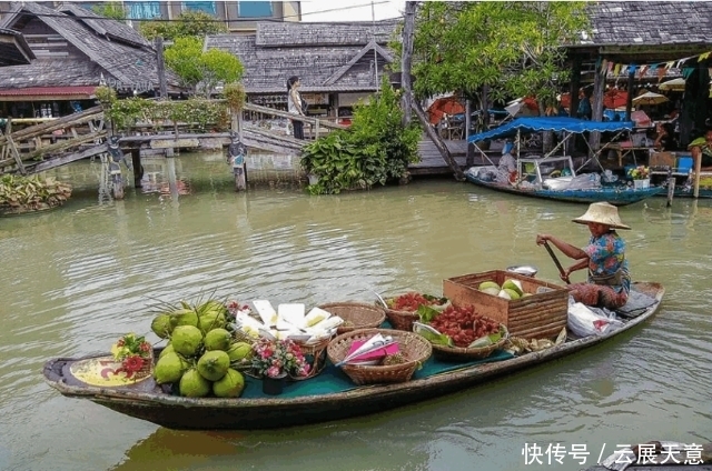 没有中国游客后，泰国猴暴走、日本鹿啃草，各地都在唱“心里苦”