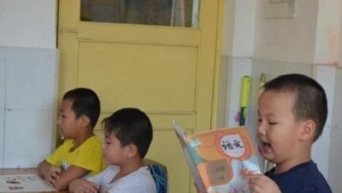 名字|熊孩子被老师罚写名字100遍,孩子面不改色,同学先看看他叫啥