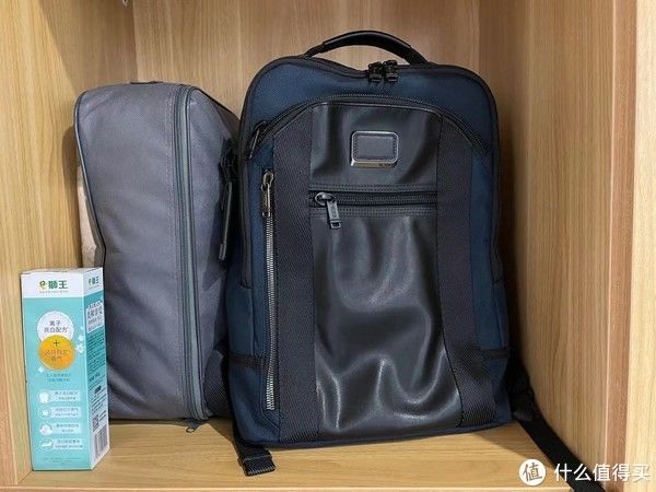 d走下“神坛”的TUMI，Davis双肩包虽然耐用但细节拉跨