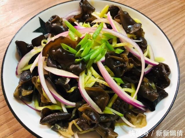 这种蔬菜降血压效果最好,中老年人要多吃些