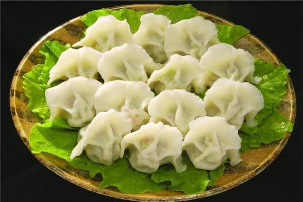 调饺子馅只要记住这两个步骤，饺子鲜香多汁，一顿50个不够吃