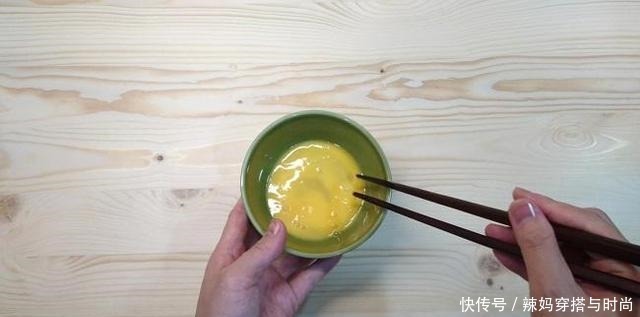 黑胡椒|早餐别太抠门,孩子连吃这饼3天都不腻,北方朋友看着就有食欲