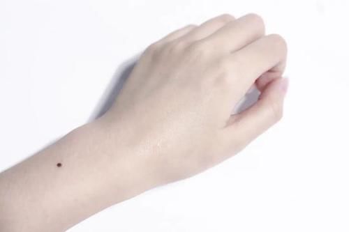 硬核护肤清单 有了这些终于可以逆袭熬夜脸