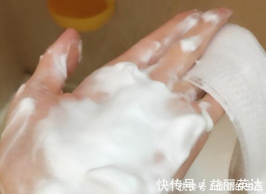 洗面奶|先别慌着挤黑头,这3种原因你知道了再挤也不迟!