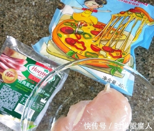 美味|教你在家做超级美味的芝士鸡肉卷，外皮酥脆流行馅，芝士控的福利