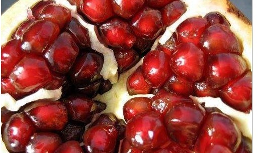 抗衰老|最养女人的水果，每天吃上两个，补血气抗衰老，美容养颜