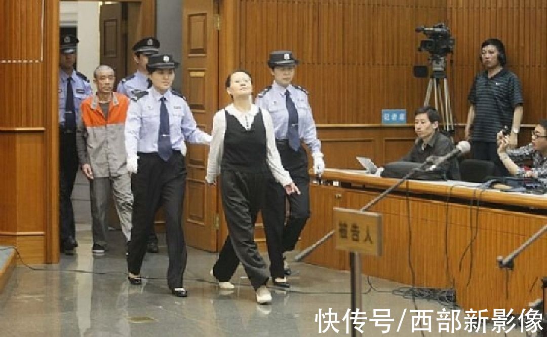 季羡林&季羡林故居被盗案始末:秘书干女儿砸窗洗劫藏书，被捕后表情搞笑
