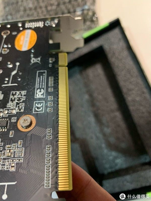 开箱|20年 400元全新gtx950开箱