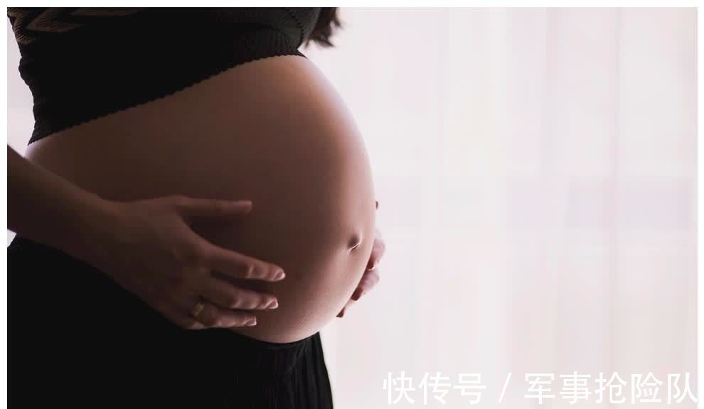 怀孕|加拿大女子怀孕后子宫内不见胎儿，医生一看肝脏惊呆了