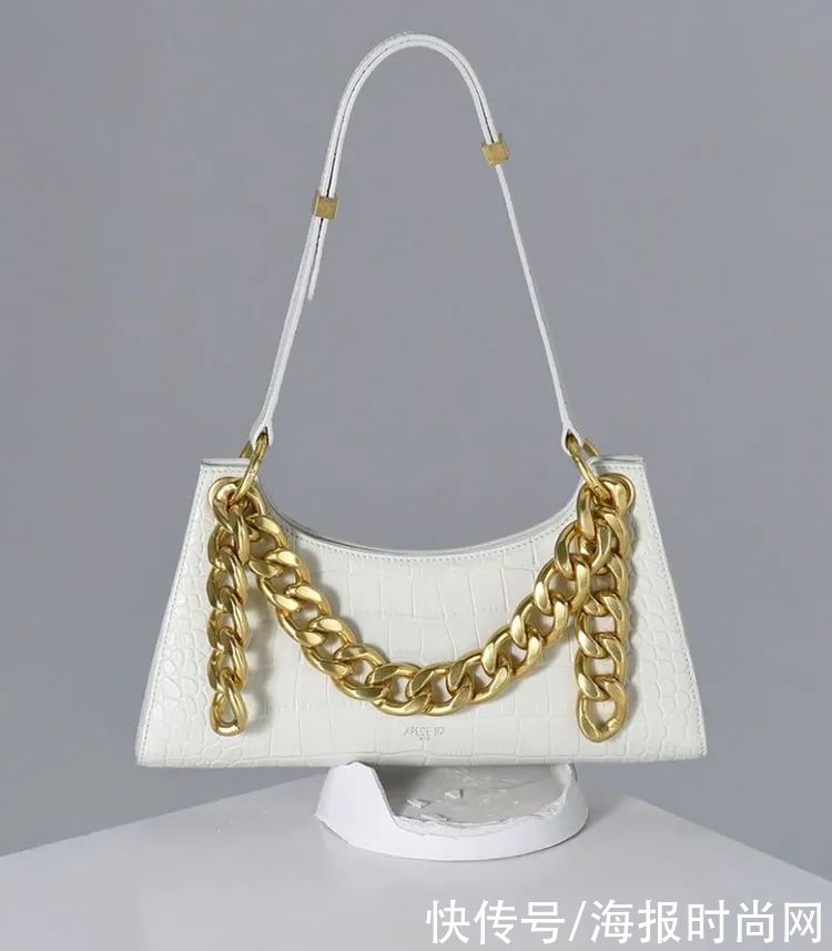 pyo|不背包怎么出门？？反正我是做不到