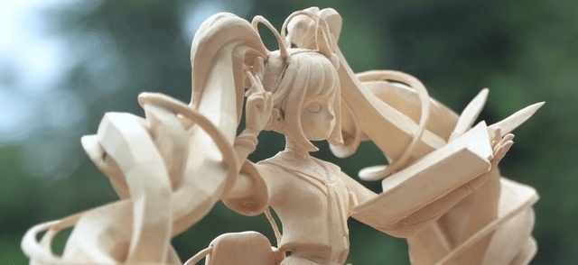 我们这一代|72岁大爷制安琪拉木雕手办,成功吸粉百万,网友:老二次元了