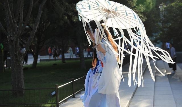 钙质|女性衰老的“催化剂”已揭晓，熬夜并不是第一，看完后，趁早改正