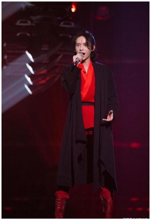 哥哥|《哥哥》第二次公演暫排名：張淇戲腔驚艷！林志炫舞臺摔倒落淚！