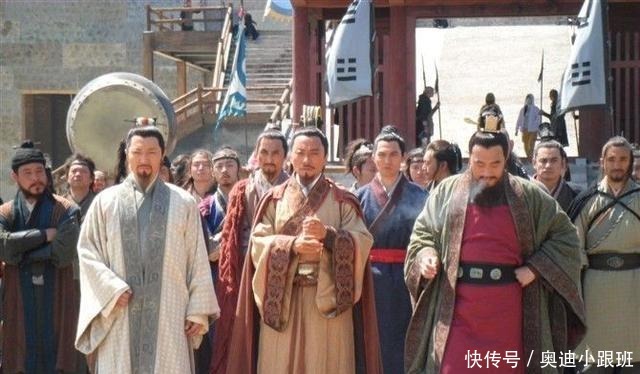 种说法|宋江死前,为何要拉着李逵一起喝毒酒,只因李逵知道了这件事情!