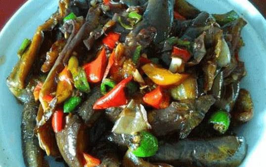 吃茄子是最下饭的,推荐几款茄子的农家做法,赶紧试试吧!