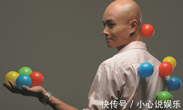 超级先生|孟非不再隐瞒，说出与乐嘉不和的真实内幕，难怪他沦落街头卖艺