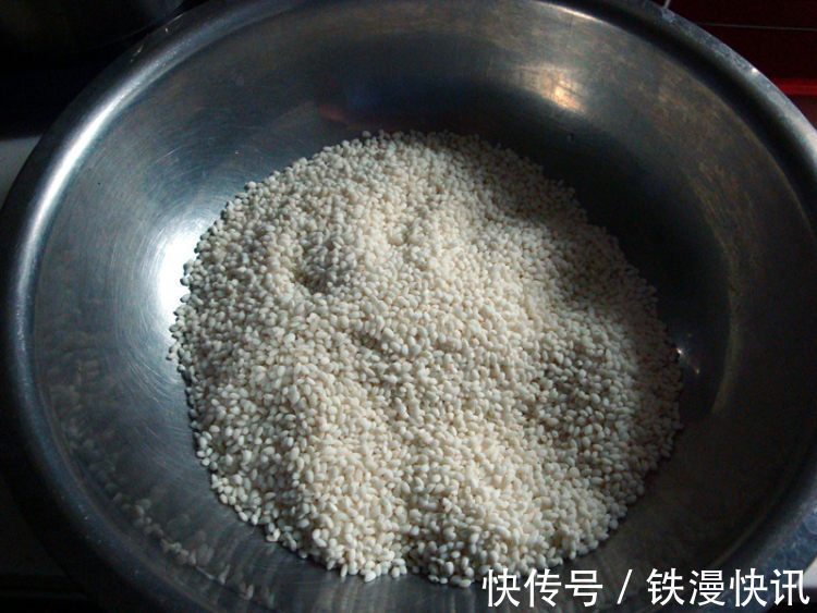 白砂糖|糯米这么做第一次见,鲜香软糯,味道甜香,一口一个真解馋