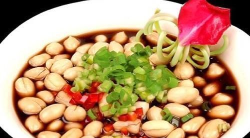 醋泡花生|花生和它一起吃,堪称天然阿司匹林,血管干净血栓躲着走