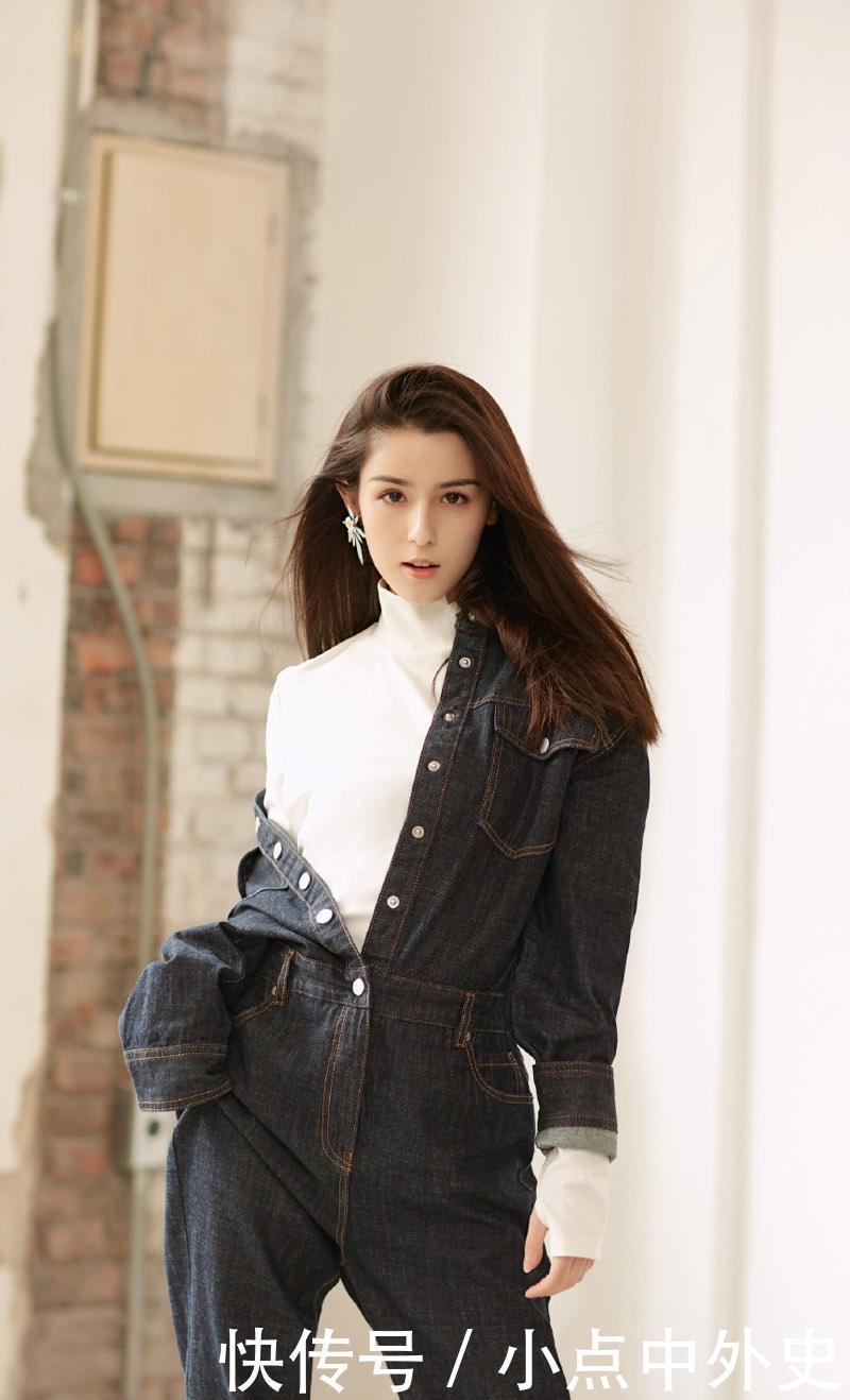 哈妮克孜的脚是有多小，35码的鞋子还大了？竟然得用丝带捆！