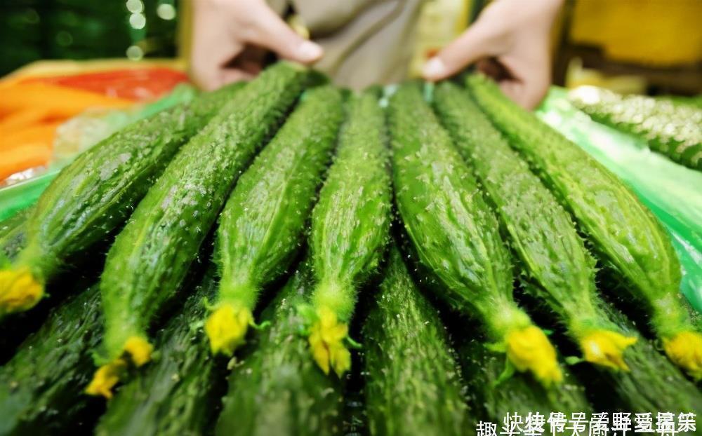 激素黄瓜|黄瓜打不打激素?看一眼这个“小机关”就知道,包你买不到催熟