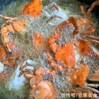 做法|鲜香入味！！好吃到吮指的香辣蟹~做法超级简单