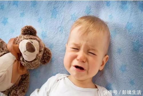 小宝宝|睡前抚摸宝宝这3个部位,不仅越睡越“香甜”,还能促进大脑发育