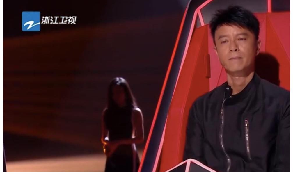 譚詠麟|李克勤好聲音首秀，語言交流果然還是問題，喜獲8轉選手也未必穩