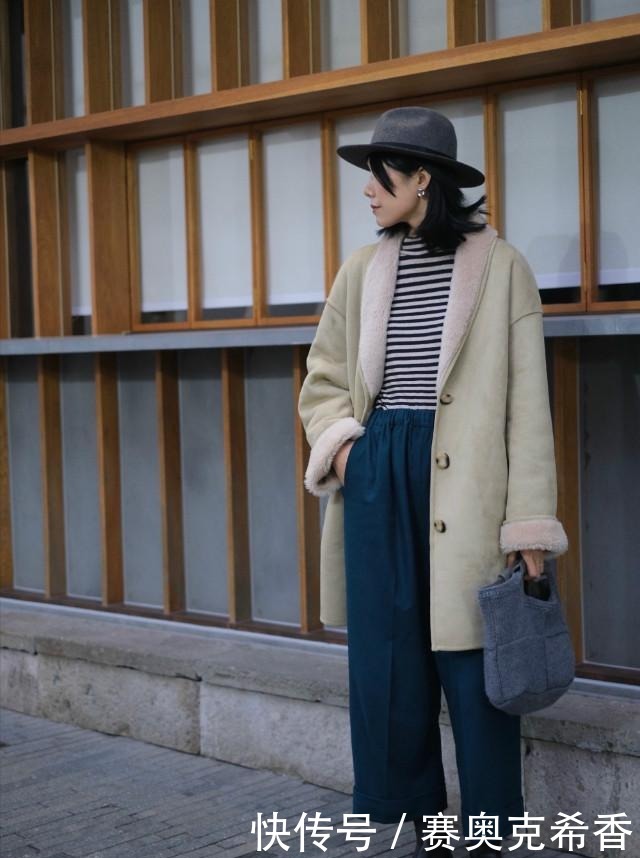这才是小个子该有的穿搭:“九分裤+短靴”,这么穿显身材又时髦