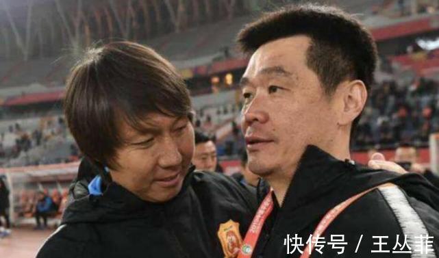 热搜|国足13次被骂上热搜!吴曦无奈道歉,央视解说:不坚持又能怎样!