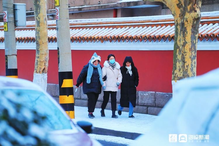 当青岛“网红墙”披上雪衣，有那味儿了！|组图| 网红墙