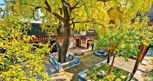 古人讲“门朝南,子不寒;树通轩,人丁散”,到底是什么意思