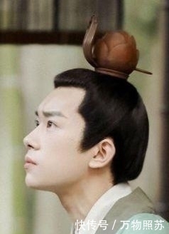 成绩|千玺新节目成绩亮眼,资源代言一骑绝尘,TFBOYS差距又拉开