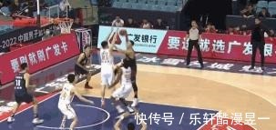 广东|争议!广东恶劣动作不断,曾繁日垫脚孙铭徽,杜锋不是故意的
