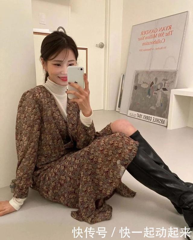 今年终于不流行露脖子了!“烟管领+大衣”才是真洋气!