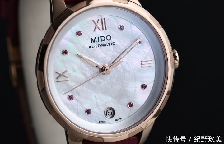 公价|美不胜收!全新花淅系列“复古红”女表公价8,400元现货在售