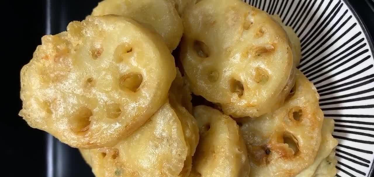 炸藕盒，面糊怎么调是重点，外脆里香，好吃停不下来