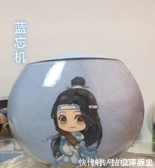 美术生|美术生沙画萌版蓝忘机,玻璃瓶作画被吐槽,看到成品:灵魂画师