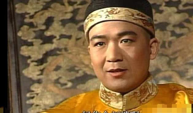 命令|乾隆命令刘墉自杀,刘墉半柱香后回来说了句话,乾隆反赐他黄金万两!