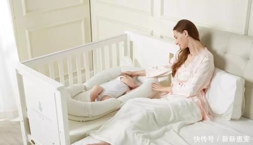 老人|宝宝跟谁睡就跟谁亲?心理专家:不是迷信,要抓住“依赖黄金期”