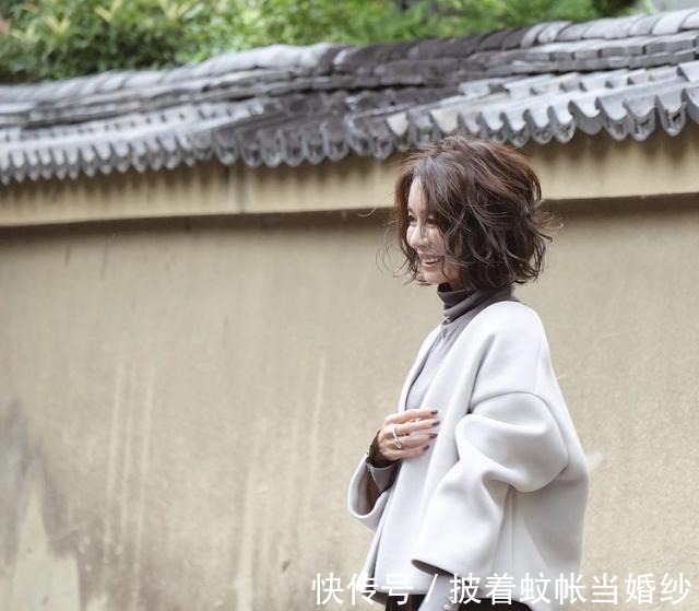 日本博主 40+女人,如何通过“穿搭”脱胎换骨日本博主的时尚套路,必学!