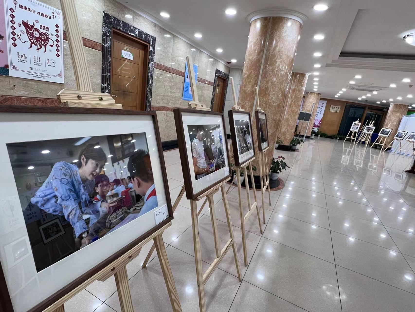 职业女性&图说│巾帼绽芳华，扬帆新时代，“光影解读女性人才发展”论坛展示上海职业女性新风采