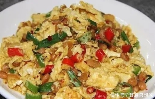 让你欲罢不能的下饭菜，简单一炒一拌，酸辣开胃，解馋身体健！