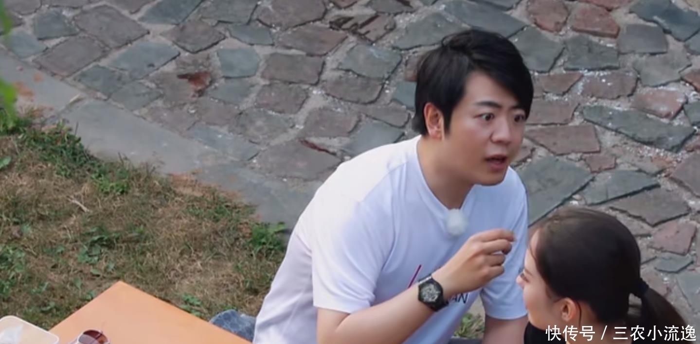 陈意涵|郎朗去陈意涵家做客狂吃毛豆,有谁注意到他把壳扔哪?素质是装不出的